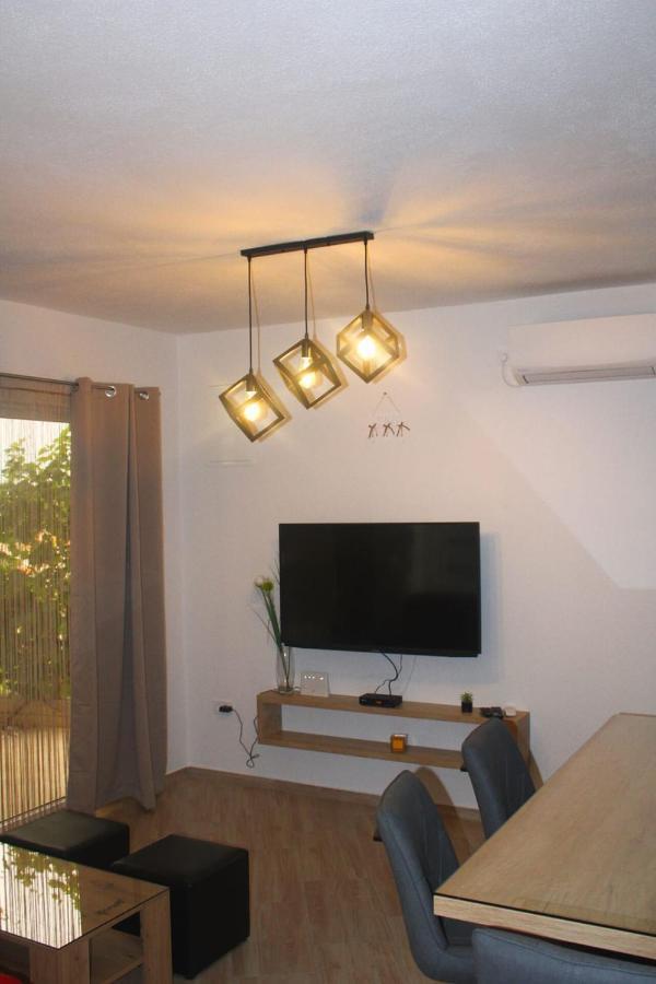 Apartmani Petra Primošten Kültér fotó